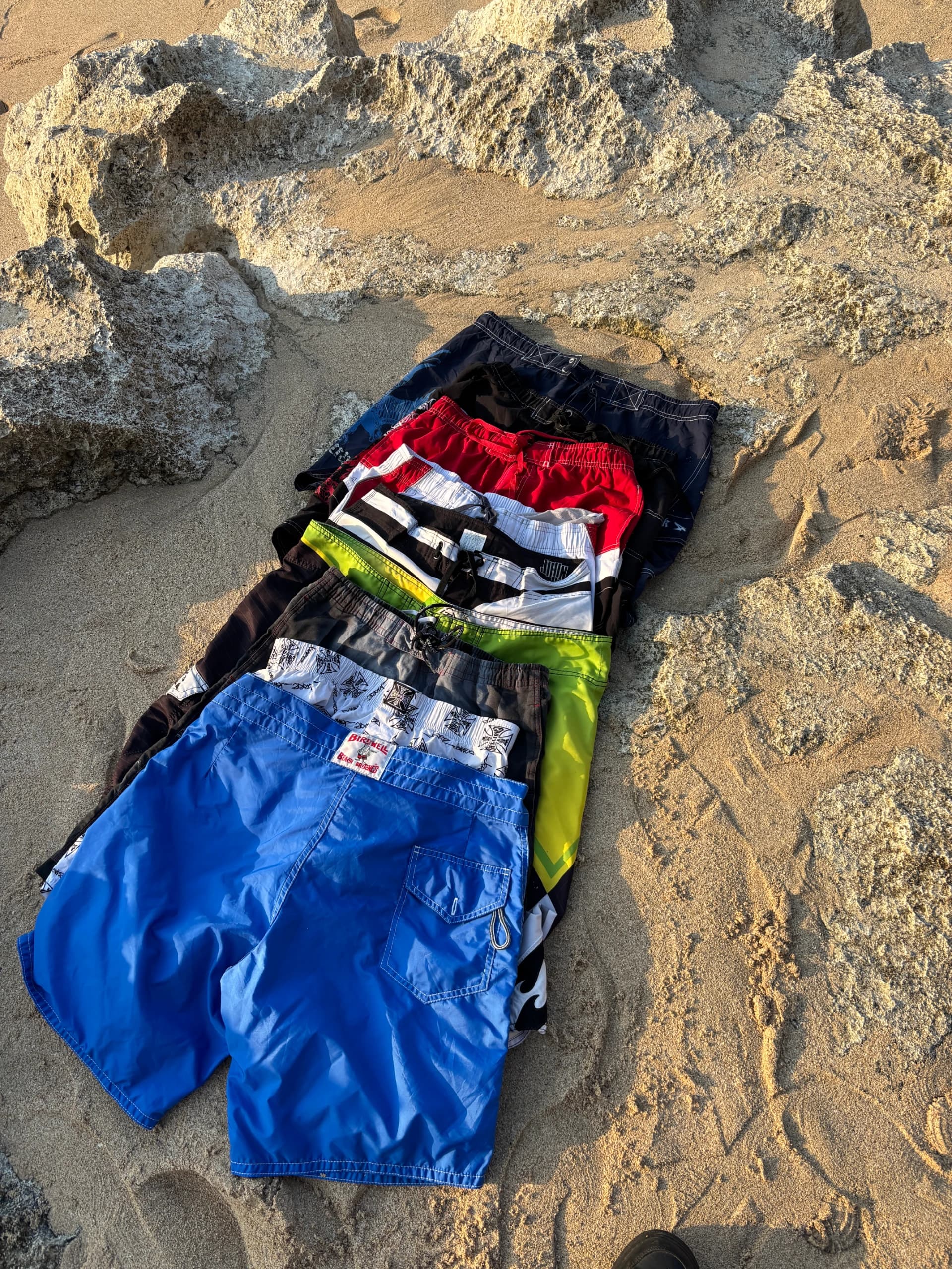 BOARDSHORTS DROP