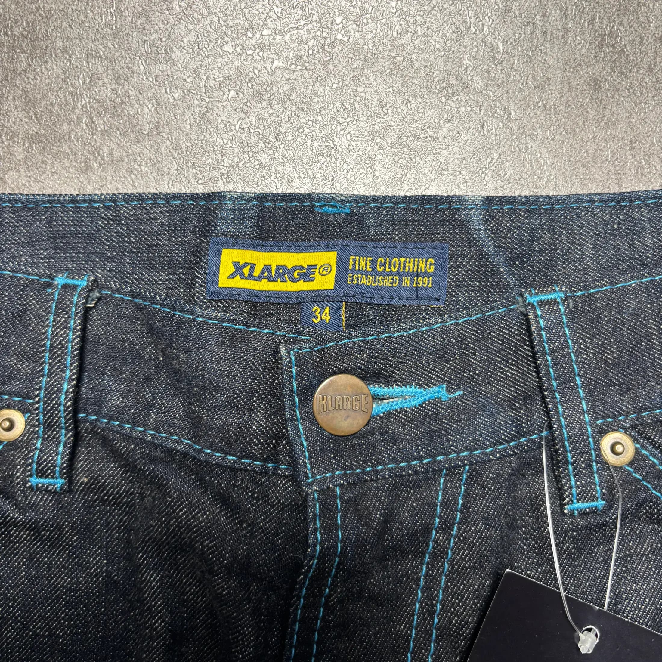 RARE XLARGE CARPENTER JORTS 4