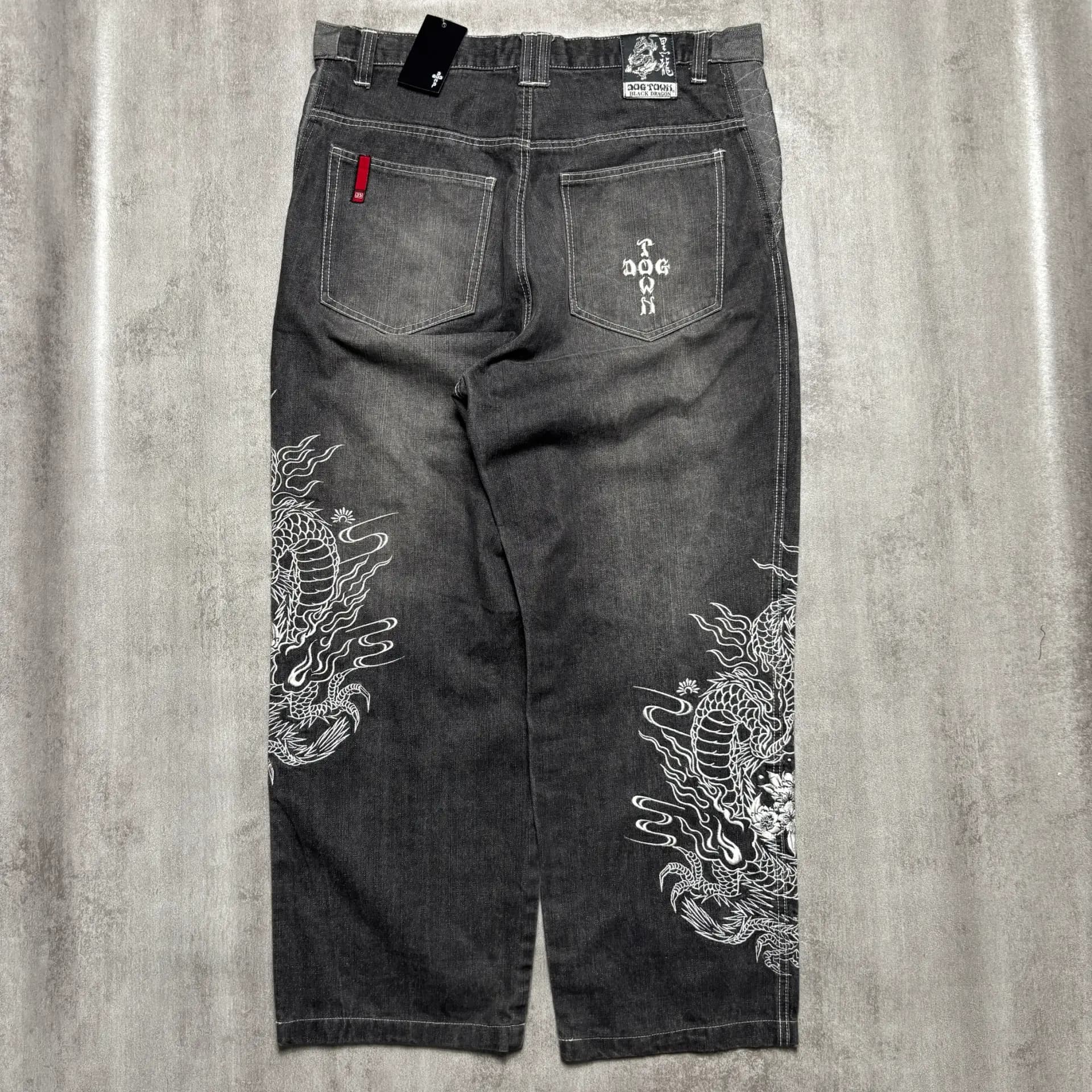 DOG TOWN EMBROIDERY DRAGON DOUBLE SIDE JEANS 3