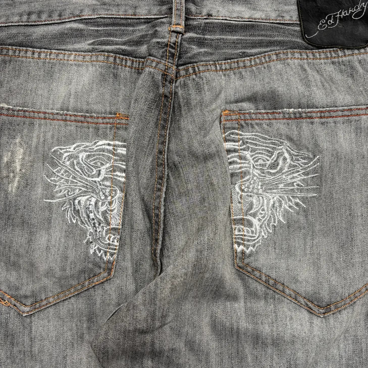 ED HARDY TIGER ART POCKET GREY JEANS detail view