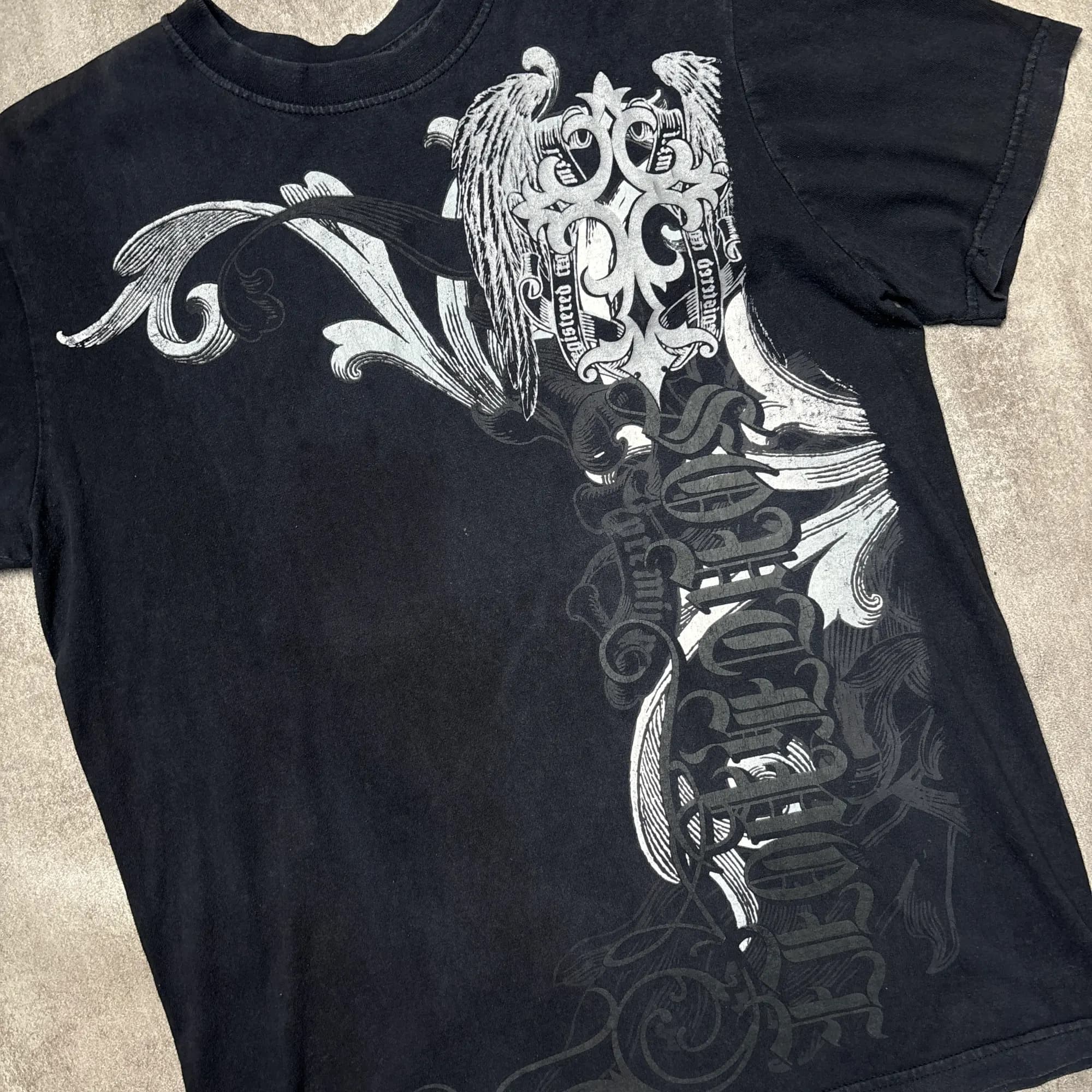 Y2K SOUTHPOLE GRAPHIC TEES BLACK detail view